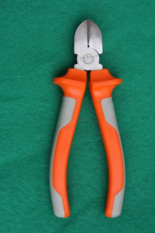 Cutting Pliers