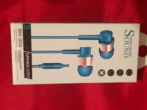 MH-006 In-Ear 3.5 mm Line control earphone stereo headsets with Mic