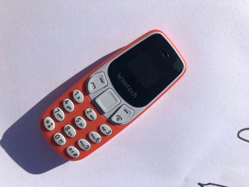 Worlds Smallest Phone
