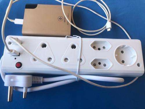 5 Way Multiplug - with 2 USB ports - 2.1AMp 5 Volt - Charge your Phone,Tablet, Ipad and more