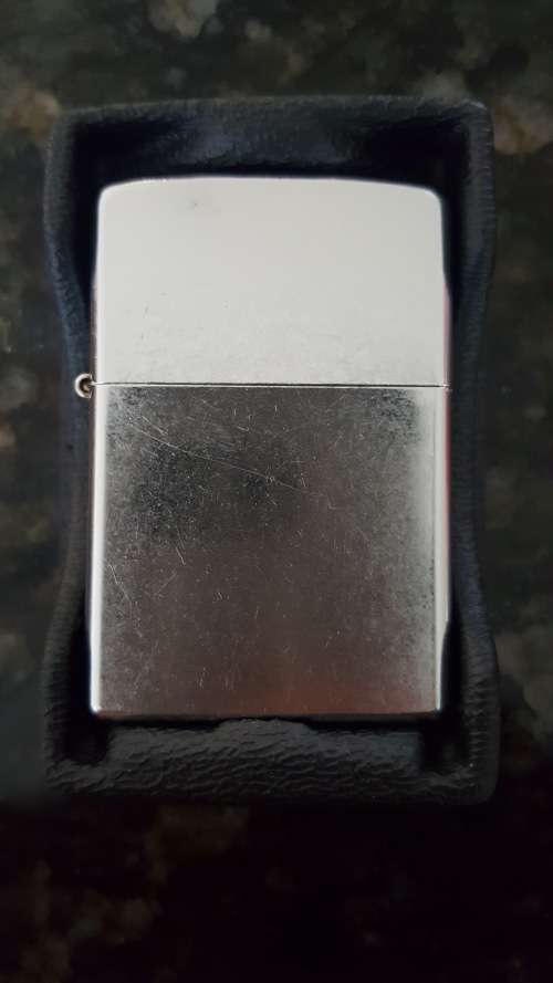 Original 2004 Marlboro Zippo Lighter Menthol Pack Street Chrome New in Box