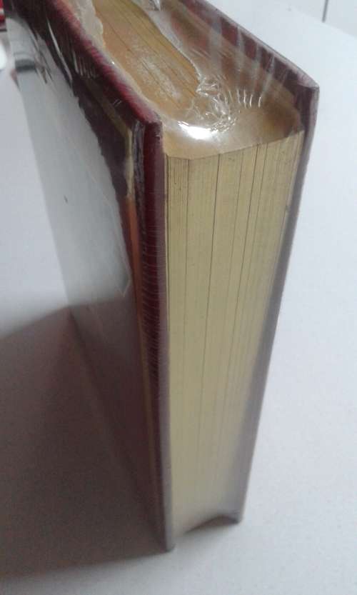 KJV BIBLE - BLACK HERITAGE EDITION - LARGE - WITH GOLD EDGES