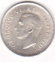 1945 UNION OF SOUTH AFRICA  SILVER THREEPENCE (TICKEY)