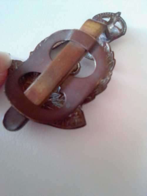 ROYAL ARMY MEDICAL CORPS CAP BADGE