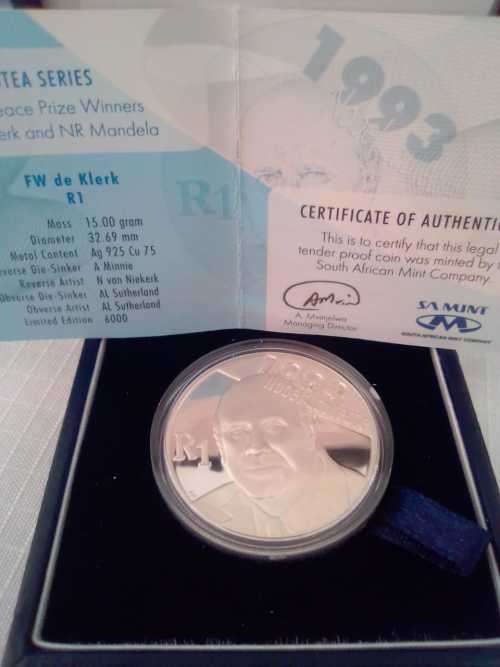 Silver Low start:   2007 F.W. DE KLERK STERLING SILVER PROOF COIN IN  SA MINT BOX WITH CERTIFICATE