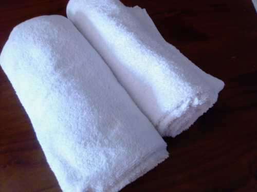 BATH TOWELS WHITE - Bid per towel