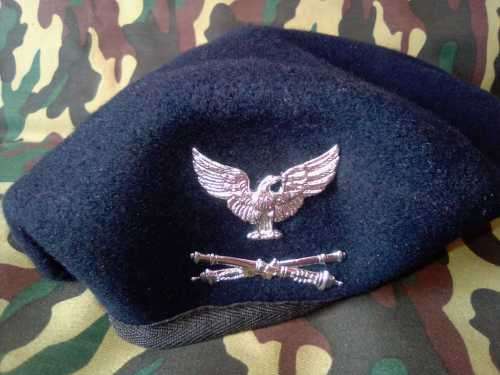 SADF STAATS ARTILLERY BERET - FULL - WITH ONE SHOULDER FLASH