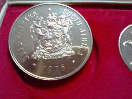 1976 RSA PROOF SET WITH SILVER R1 IN SA MINT BOX