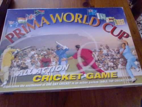 CRICKET BOARD GAME - GREAT FAMILY FUN -