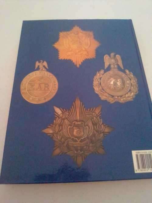 THE MILITARY BADGES AND INSIGNIA  BOOK OF SOUTHERN AFRICA