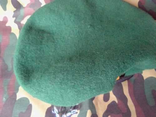 SADF INFANTRY BERET FULL  ##PLUS SET OF INFANTRY COLLAR BADGES