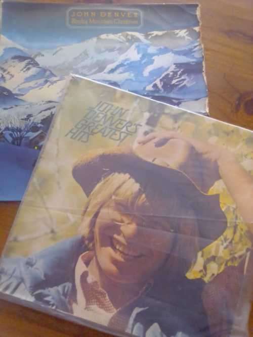 JOHN DENVER - ALL TIME CLASSICS - GREATEST HITS/ ROCKY MOUNTAIN CHRISTMAS