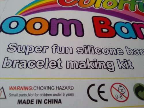 BRACELET MAKING KIT (LOOM BAND KIT ) AGES 6+ - ENCOURAGE CREATIVITY IN CHILDREN##low start- bid /set