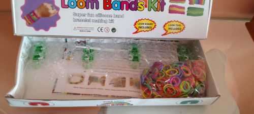 BRACELET MAKING KIT (LOOM BAND KIT ) AGES 6+ - ENCOURAGE CREATIVITY IN CHILDREN##low start- bid /set