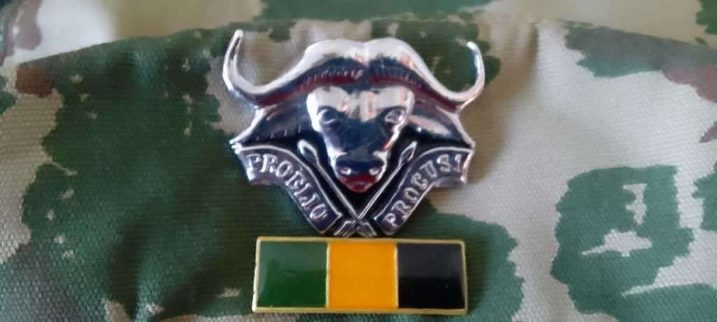 SADF / SA ARMY 32 BATTALION BERET (INCL. CAP BADGE & BALKIE)