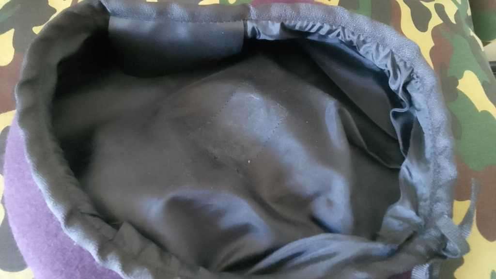 SADF 3 PARACHUTE BERET (FULL) WITH BADGE AND BALKIE ***INCL. SET OF 3 PARA COLLAR BADGES