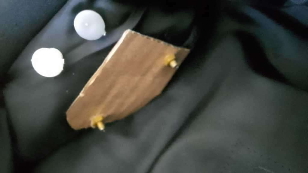 SADF 3 PARACHUTE BERET (FULL) WITH BADGE AND BALKIE ***INCL. SET OF 3 PARA COLLAR BADGES