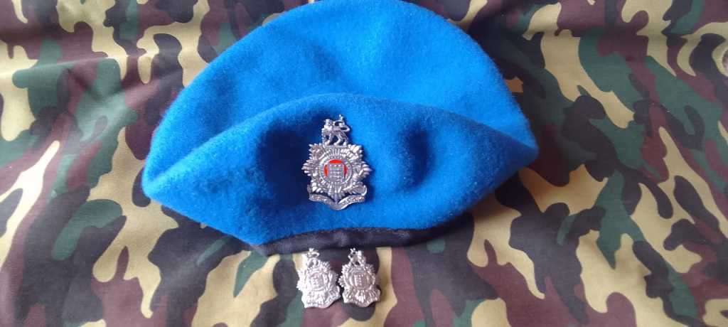 SADF/ SA Army Admin Services Corps Beret with set of collar badges