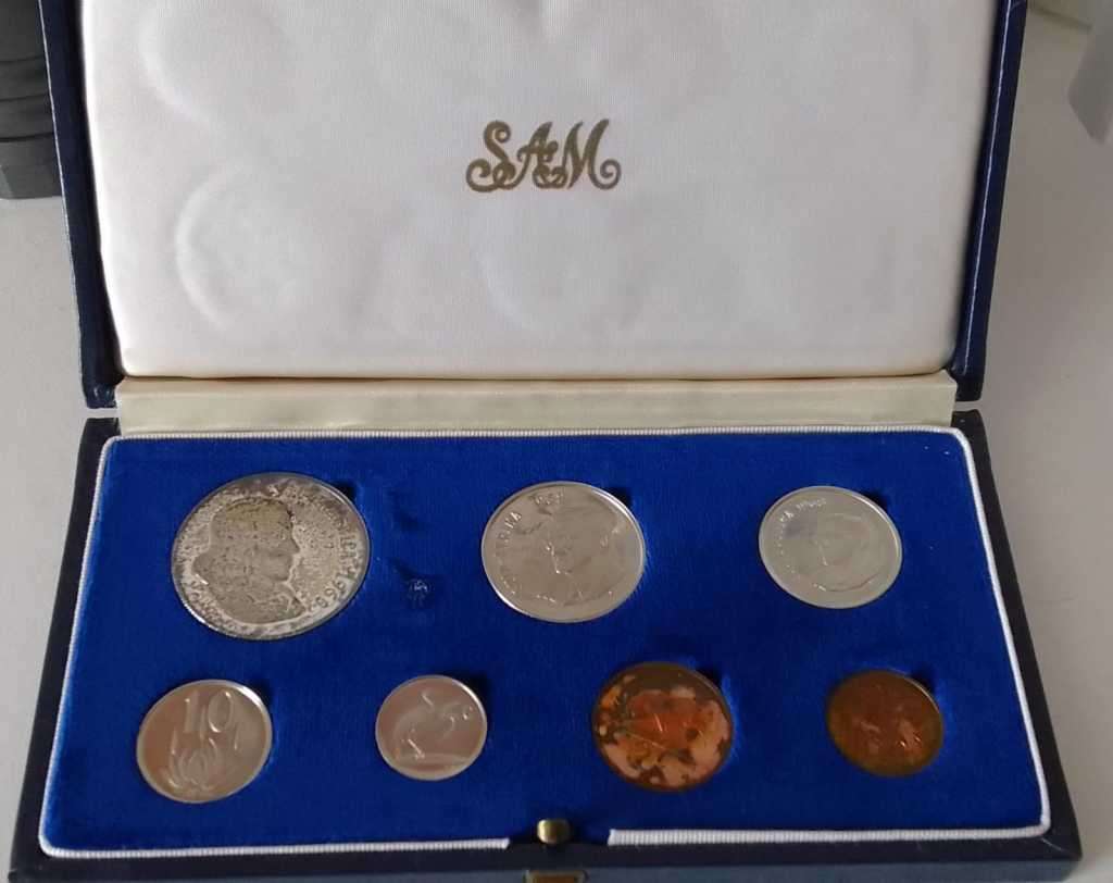 1968 RSA PROOF SET WITH SILVER R1 IN  BLUE SA MINT BOX