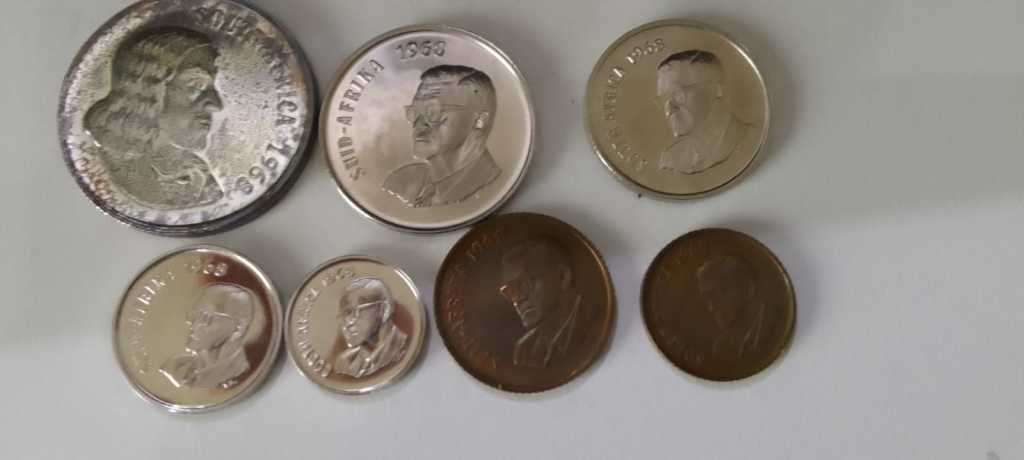 1968 RSA PROOF SET WITH SILVER R1 IN  BLUE SA MINT BOX