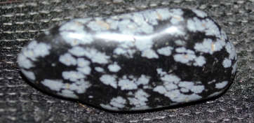 Large Snowflake Obsidian   protect yourself from any kind of psychic attacks