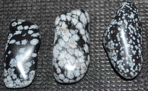 3 Large Snowflake Obsidian   purify and ground body, soul and aura, protection