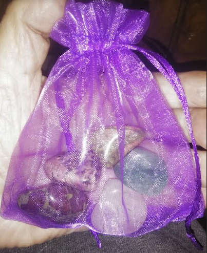 Large stones for emotional protection. comes with bag