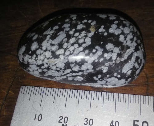 Palmstone Snowflake Obsidian is said to purify and ground body, soul, protective