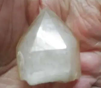 Clear Quartz Point    `love luck`, `business luck`, `family luck` and `health luck`