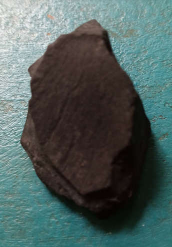 Shungite rough most powerful protectors against EMFs