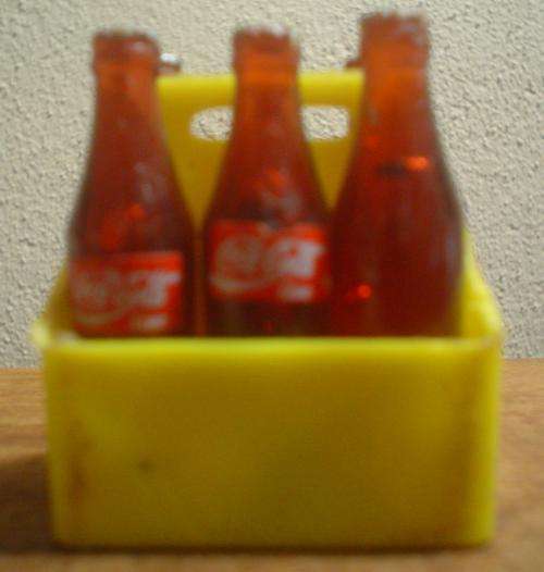 Small coke crate with cokes
