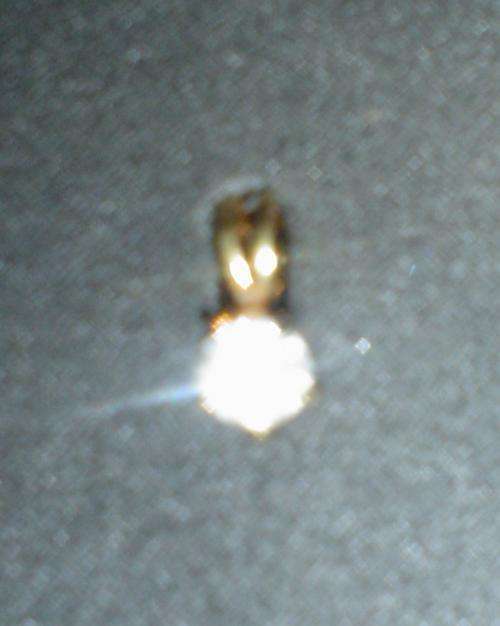 Pendant with diamond