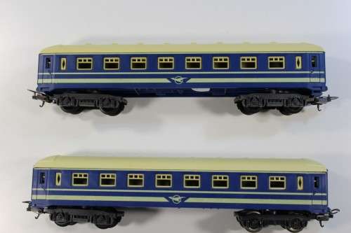 2 x Blue Train Coaches