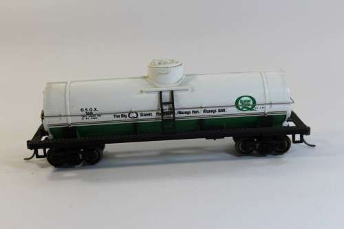 40' Single Dome Tanker ( Quaker State)