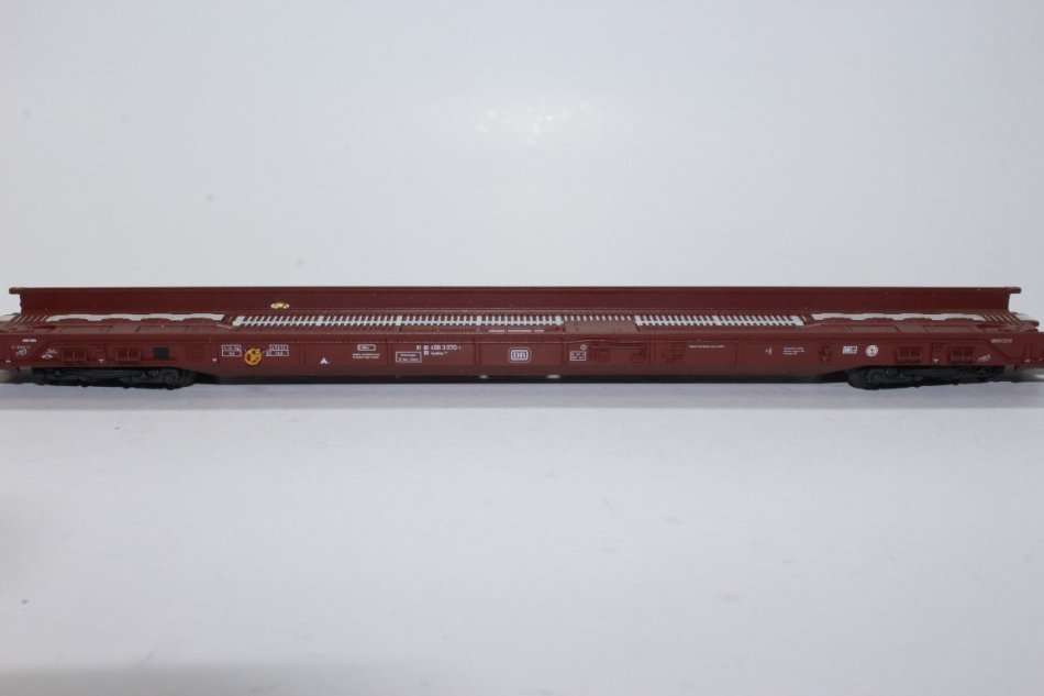 Marklin : 2 x Truck Carrier Wagons (HO)