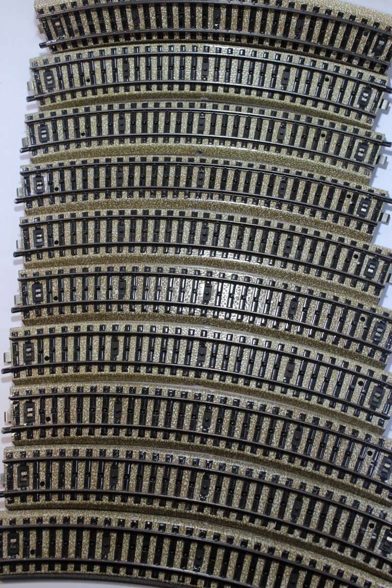 10 x  3 Rail Marklin Curved Tracks
