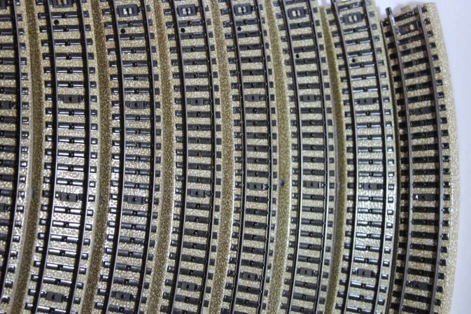 10 x  3 Rail Marklin Curved Tracks