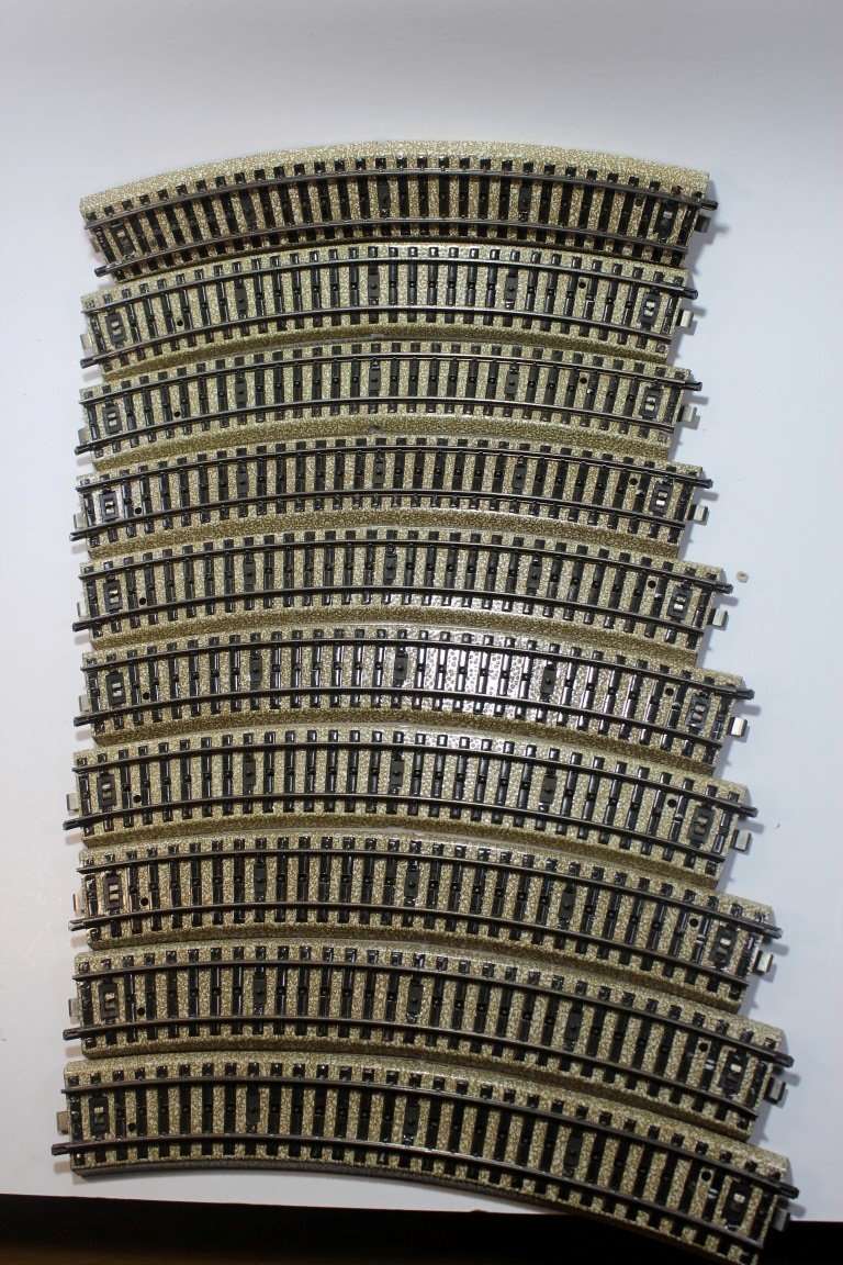 10 x  3 Rail Marklin Curved Tracks