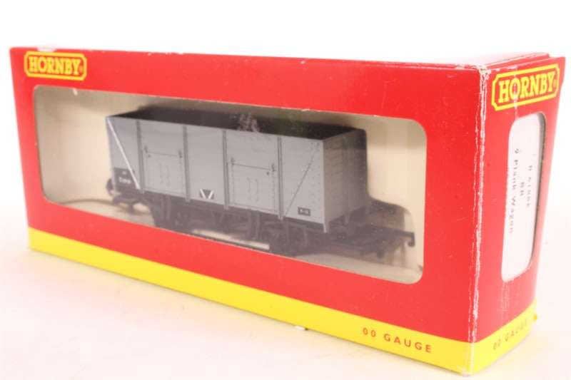 Hornby : BR Plank Wagon