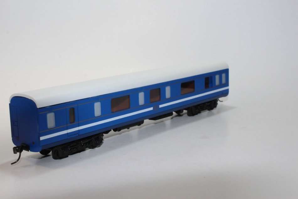 SARM : Blue Train Deluxe Coach (Kadee Couplers)