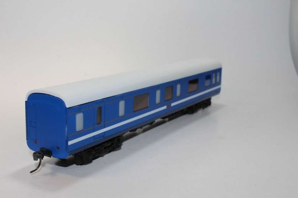 SARM : Blue Train Deluxe Coach (Kadee Couplers)