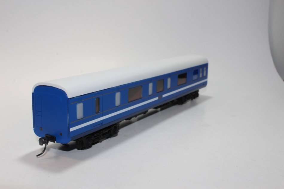 SARM : Blue Train Deluxe Coach (Kadee Couplers)