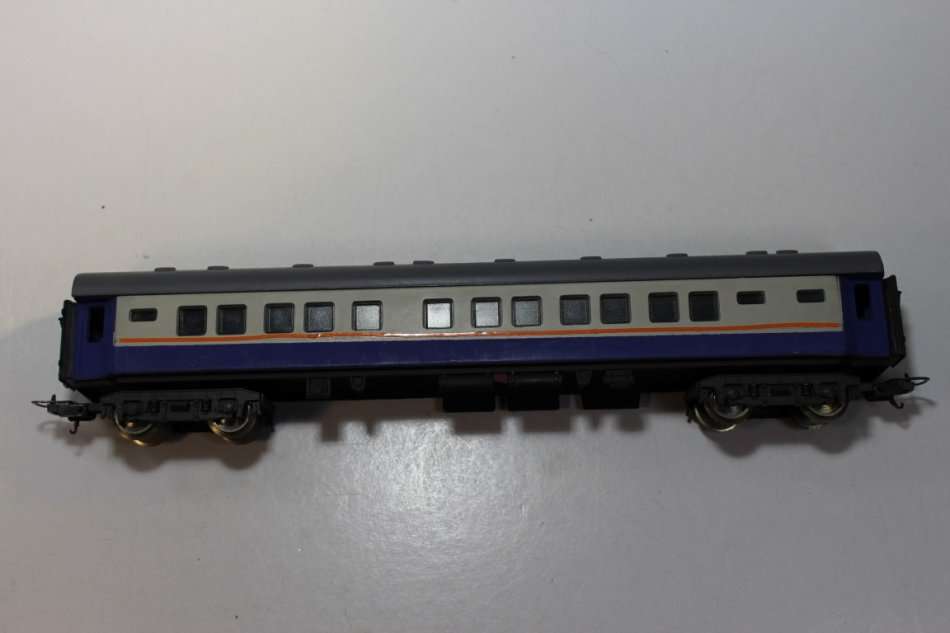 Transkaroo Passenger Coach ( Spoornet Colours )