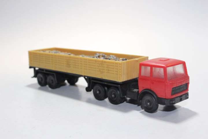 Lima : Truck and Trailer