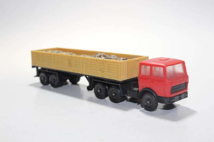 Lima : Truck and Trailer