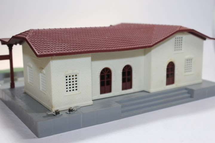 Lima : Station with Sound Signal (New)