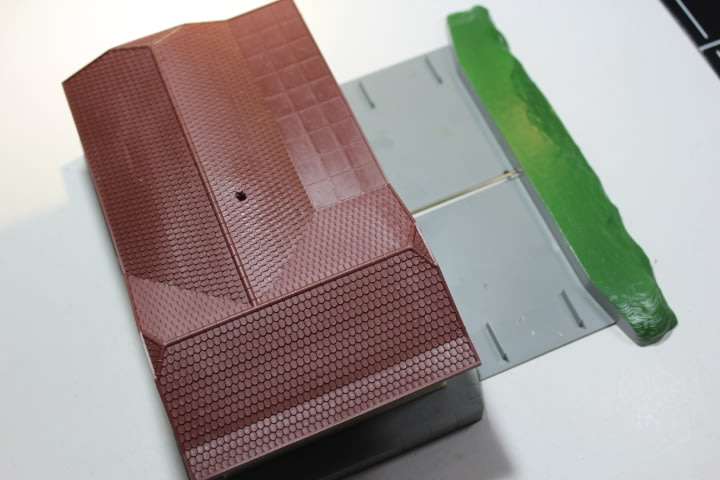 Lima : Station with Sound Signal (New)