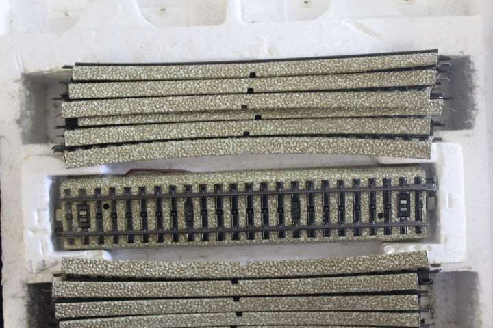 Marklin : Steam Engine and Coach Set ( 3 Rail)