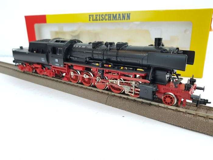 Fleishmann : Steam Locomotive with Tender