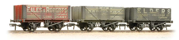 Bachmann : 3 x Weathered Coal Wagons